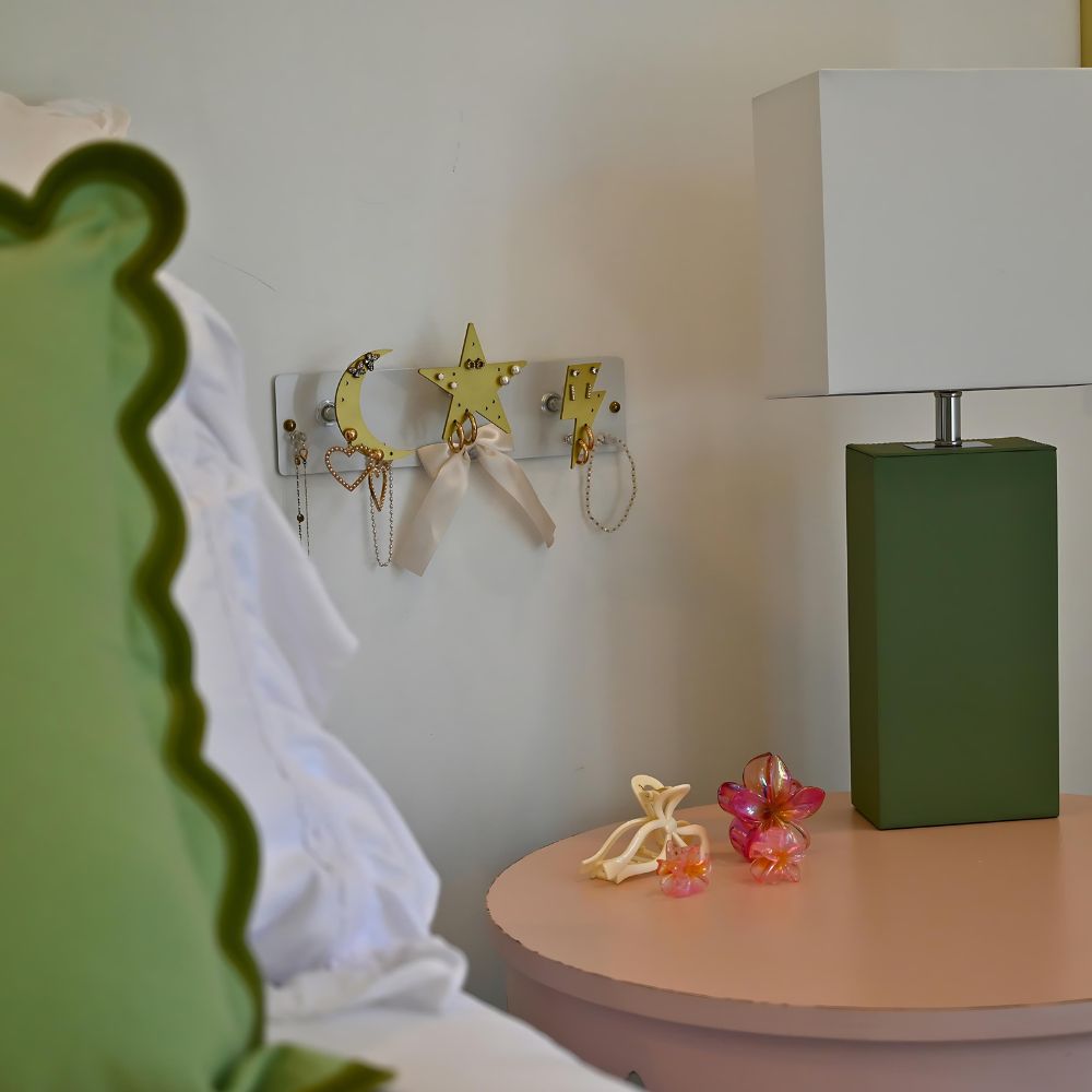 wall mounted jewelry organizer