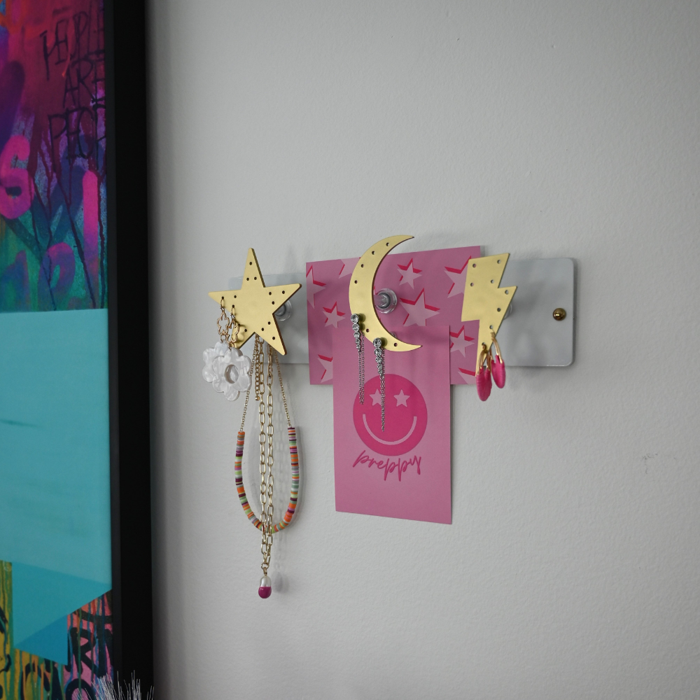 wall earring organizer